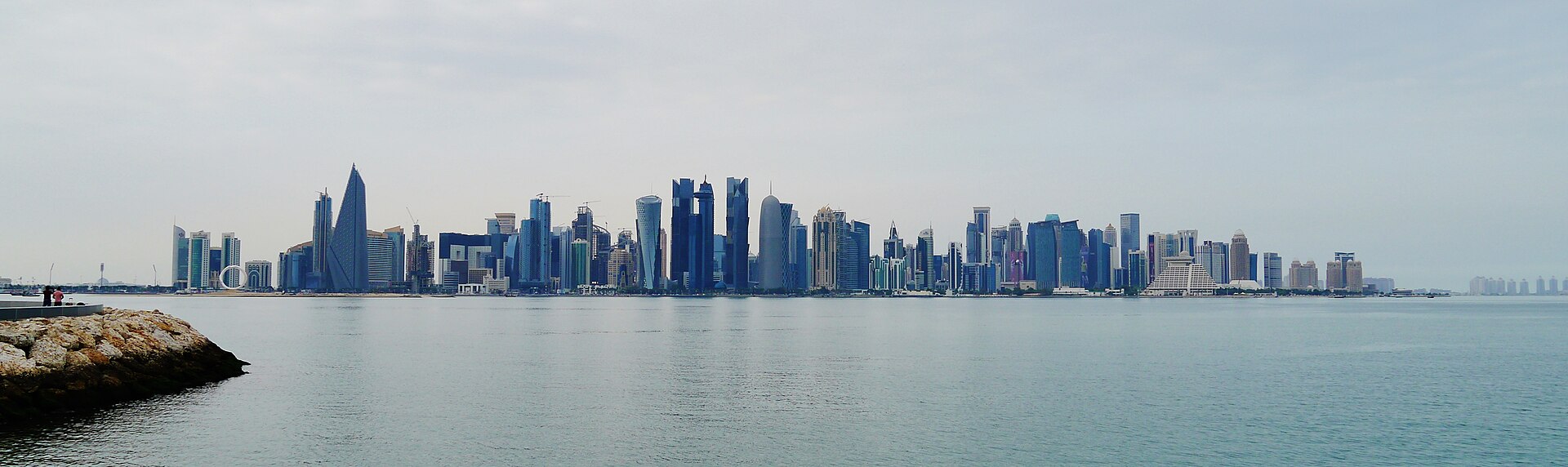 Doha (DOH) — สนามบินคอริดอร์แรงงาน GCC ไป Saudi, UAE, Qatar, Kuwait, photo via Wikimedia Commons (media-list scan)